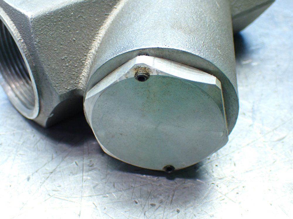 Parker 250psig Air, 500psi Hydraulic Flow Control Valve. - 032501500