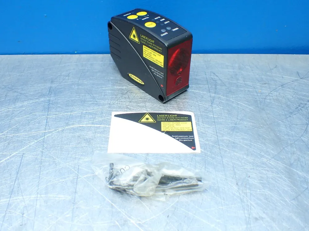 Banner Long Range Laser Sensor - Lt3bdq