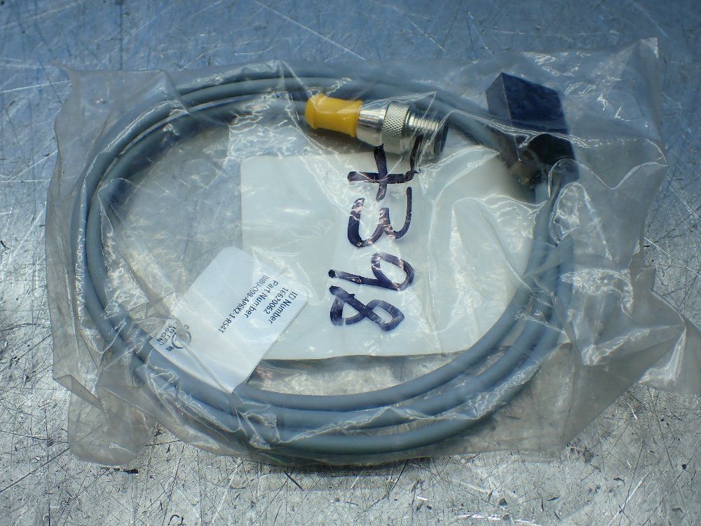 Turck Inductive Proximity Sensor. - Bi8u-q08-ap6x2-1-rs4t