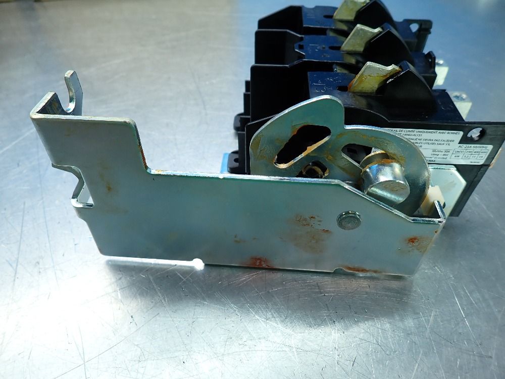 Allen Bradley Fusible Disconnect Switch Kit - 1494u-j30-cr-m