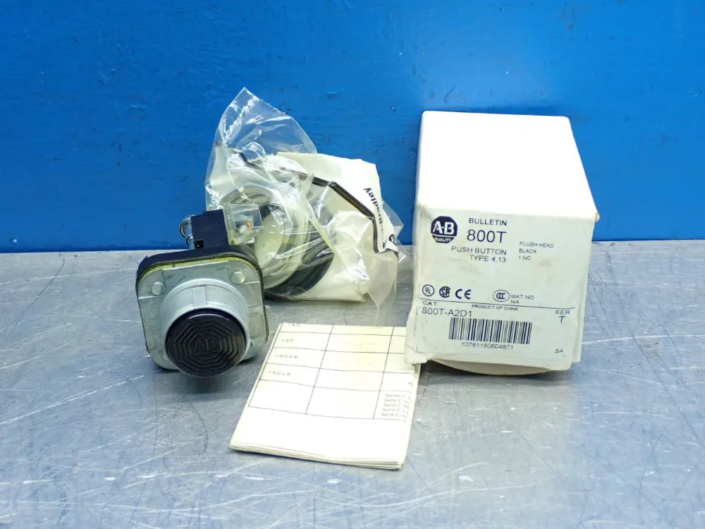 Allen Bradley Flush Head Momentary Push Button - 800t-a2d1