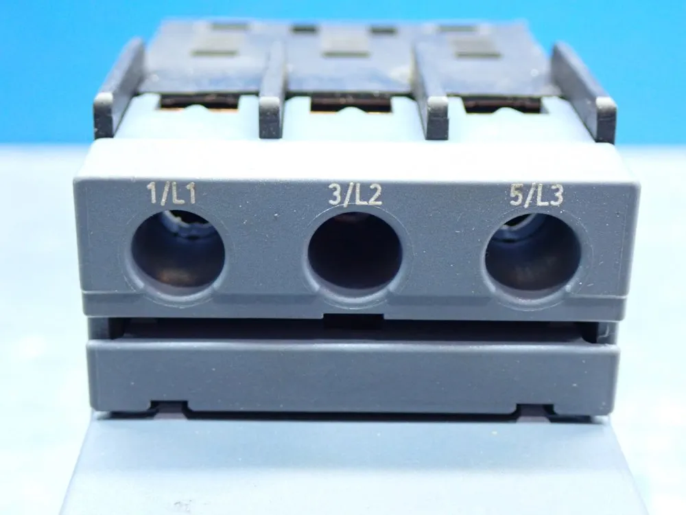 Siemens Circuit Breaker - 3rv2011-1ja10