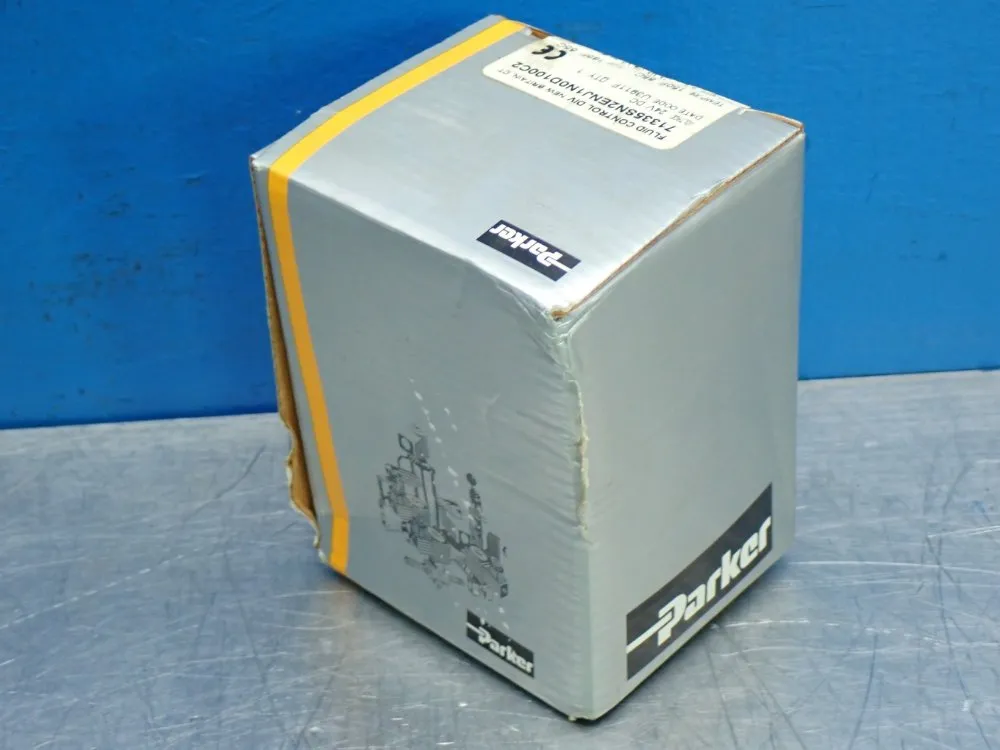 Parker 1/4"npt 3-way Pressure Vessel - 71335sn2ej1n0d100c2