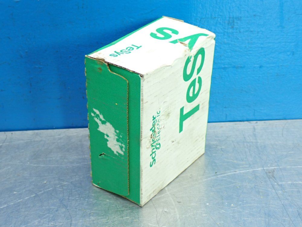 Schneider Electric Tesys Deca Control Relay - Cad32bd