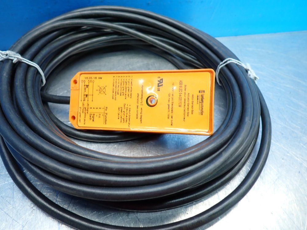 Lumberg Automation Cable Length 32.8ft 8-port Distribution Box - Abs8/led5-4-331/10m