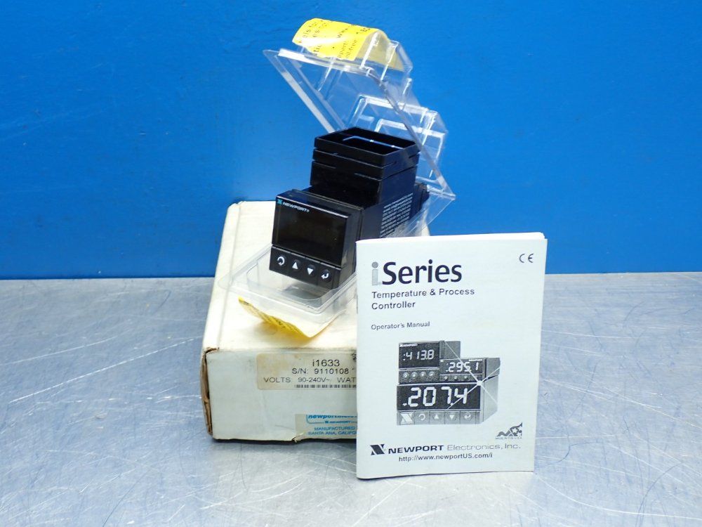 Newport Electronics Iseries Temperature & Process Controller - I1633