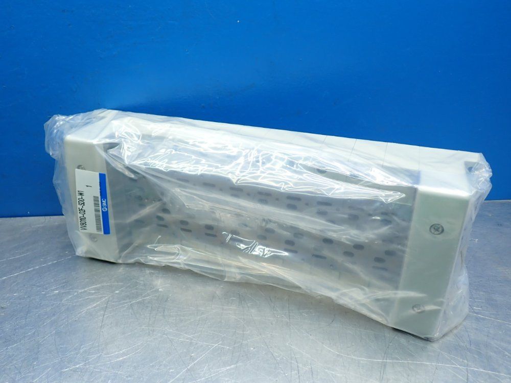 Smc Pneumatic Manifold Assembly - Vv80110-02f-sd0-w1