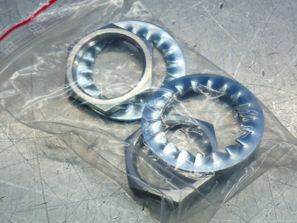 Efector100 Measurement Range: 15mm Inductive Proximity Sensor - Ii5742