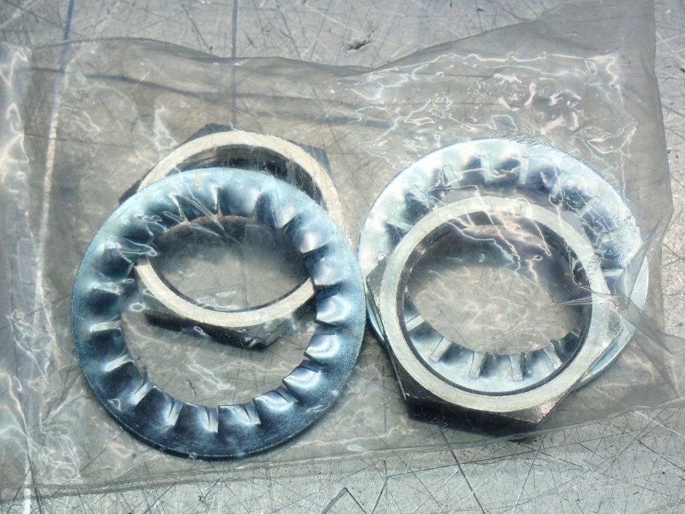 Efector100 Measurement Range: 15mm Inductive Proximity Sensor - Ii5742