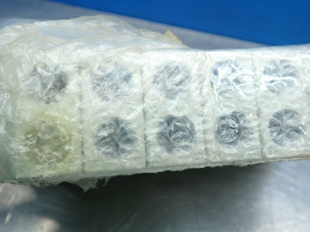 Smc Ss5v1 Manifold Valve Unit - Ss5v-w10sa2wd-06b-03t