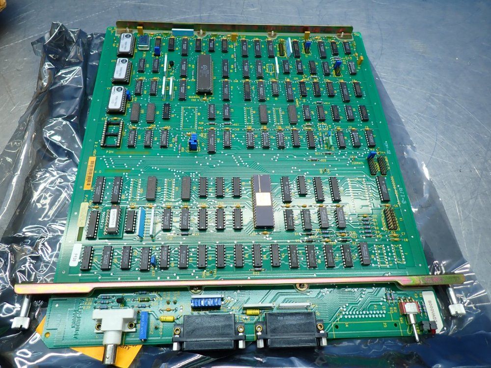 Allen Bradley 8200 Control Crt/mdi Keyboard Interface Module - 8000vadz