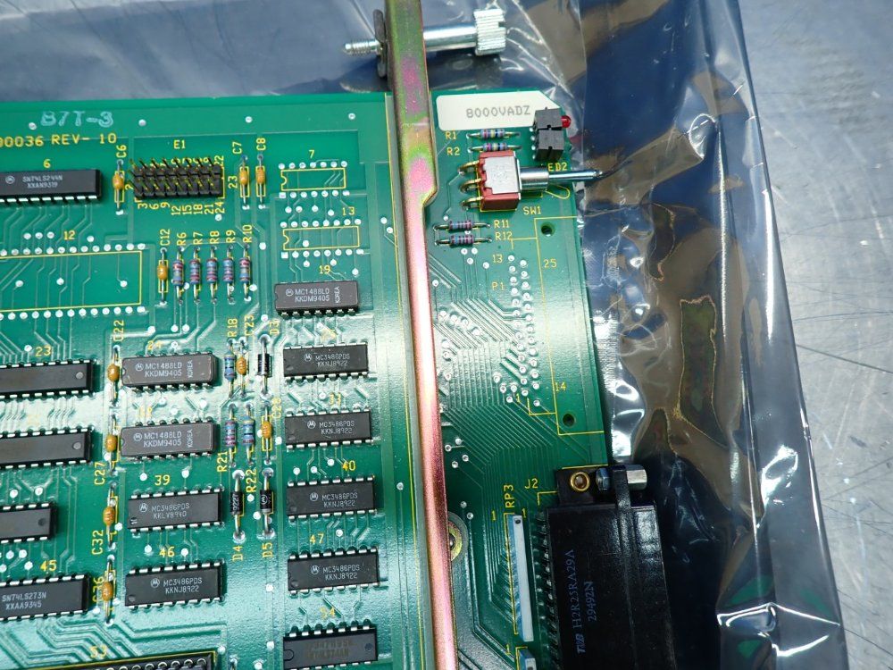 Allen Bradley 8200 Control Crt/mdi Keyboard Interface Module - 8000vadz