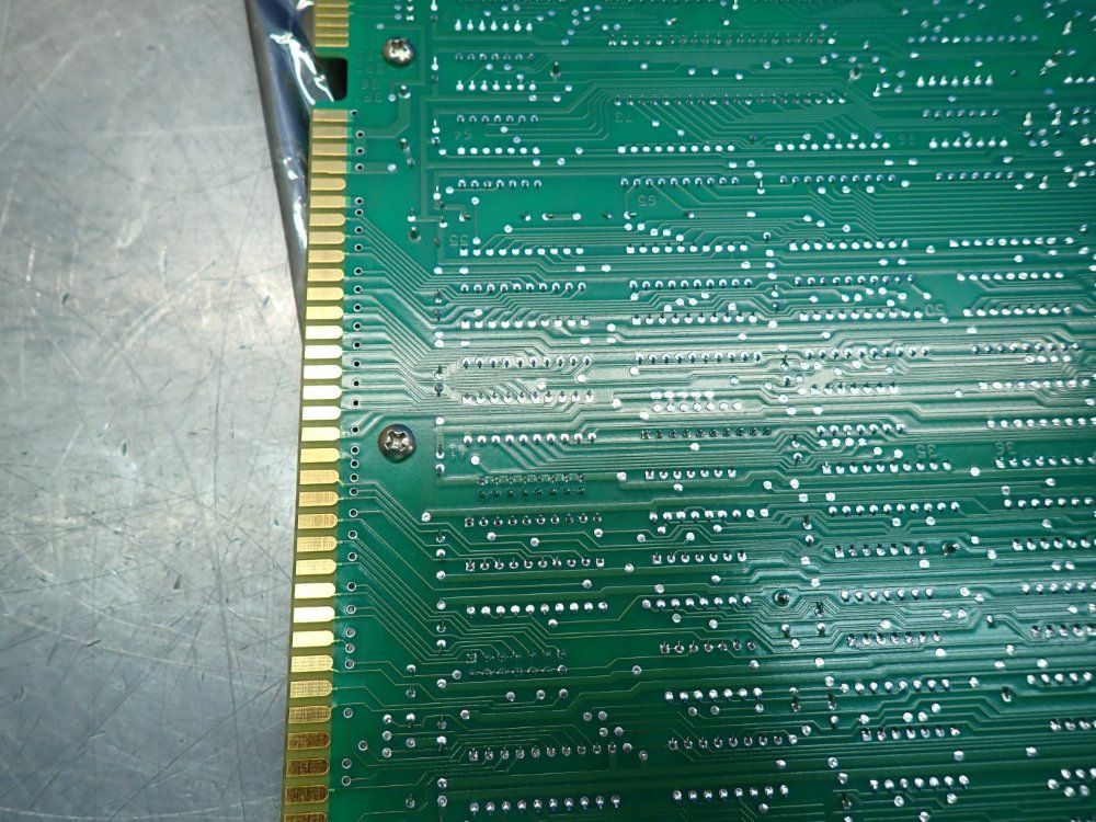 Allen Bradley 8200 Control Crt/mdi Keyboard Interface Module - 8000vadz