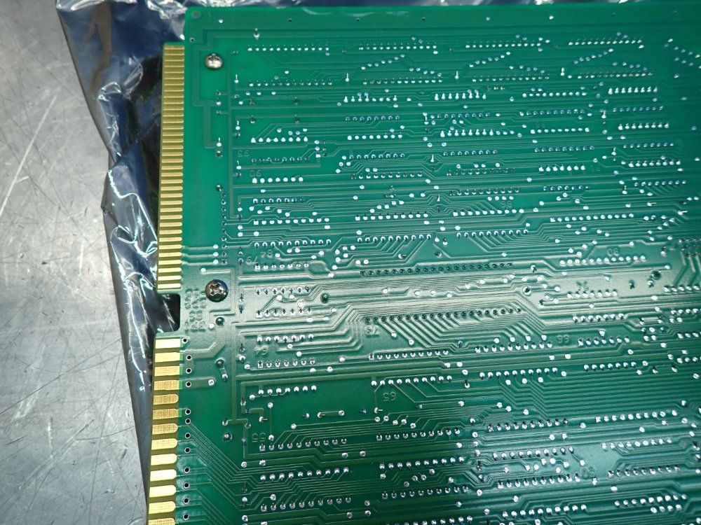 Allen Bradley 8200 Control Crt/mdi Keyboard Interface Module - 8000vadz