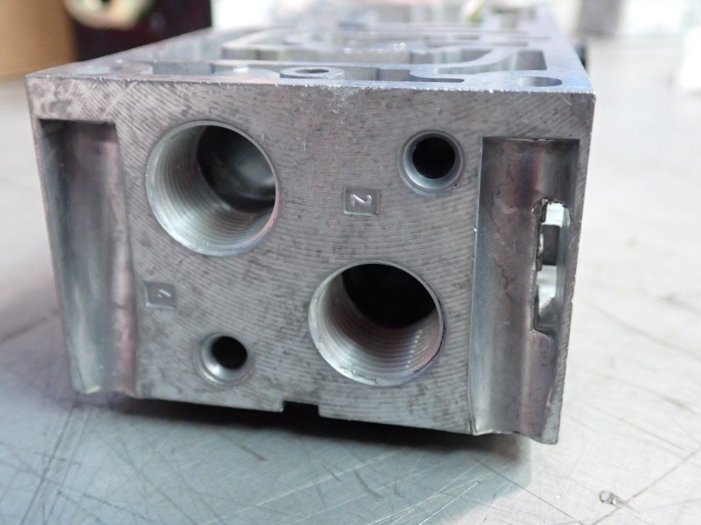 Festo Manifold Sub Base - Vabv-s2-1s-g38-t2