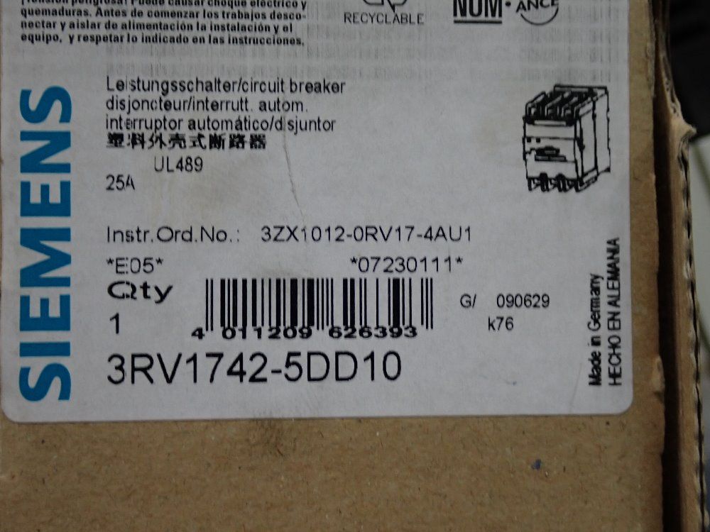 Siemens 25 Amp Circuit Breaker - 3rv1742-5dd10