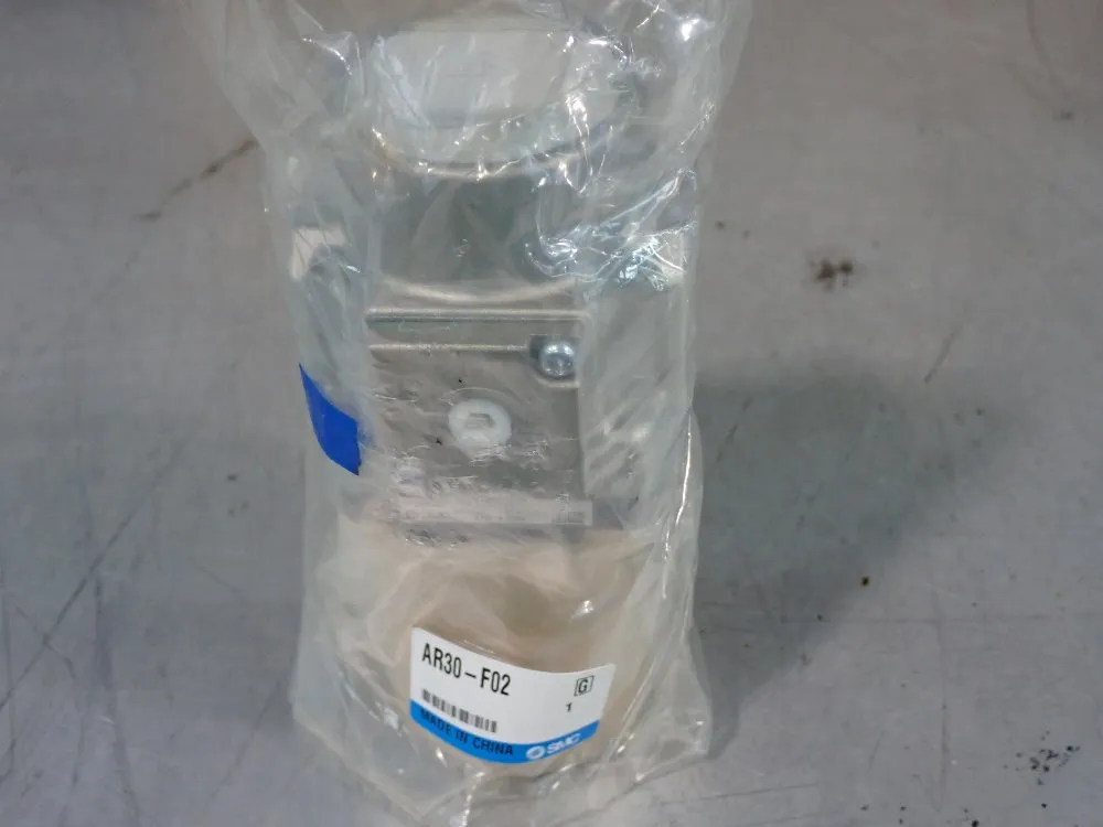 Smc Lot Of 26 Regulators - Ar30-f02