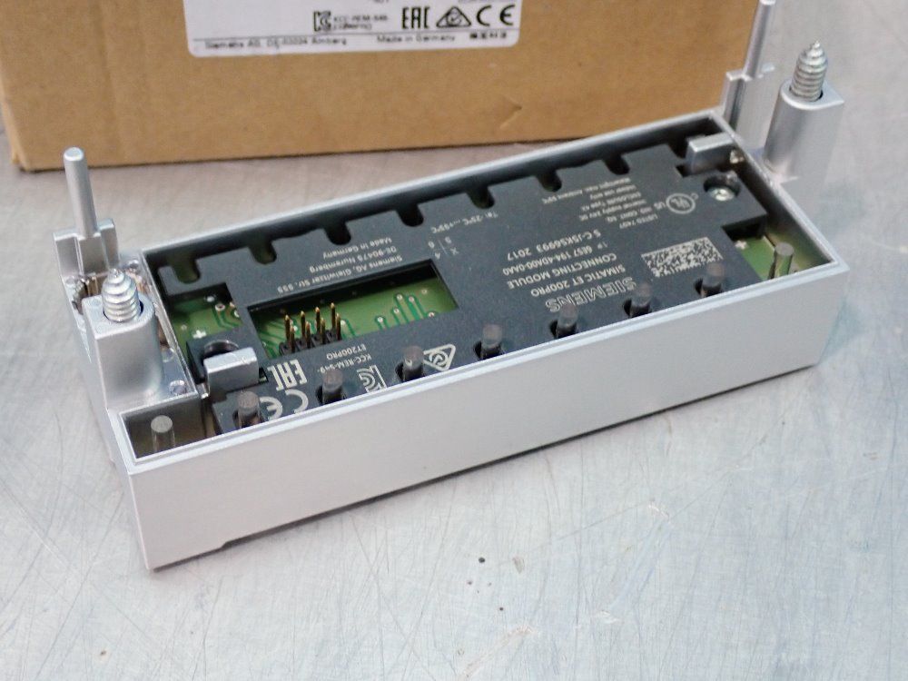 Siemens Connecting Module - 6es7194-4da00-0aa0