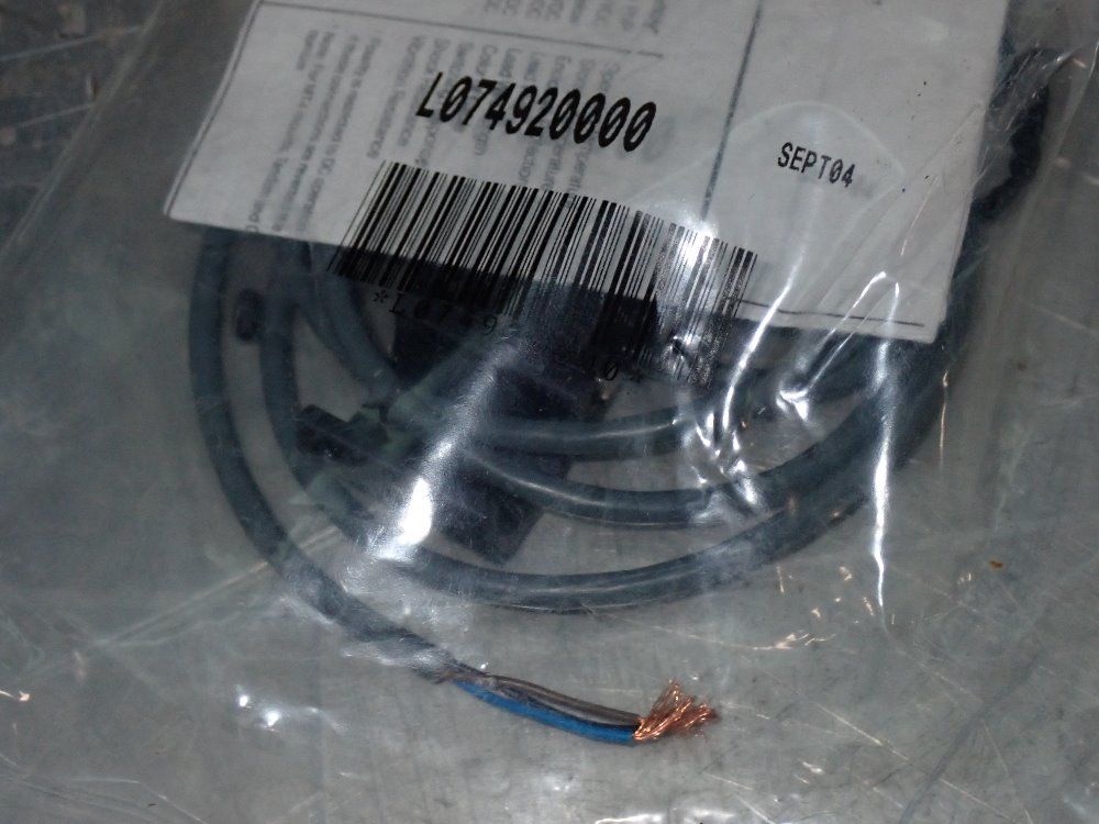 Parker Sourcing Switch - L074920000