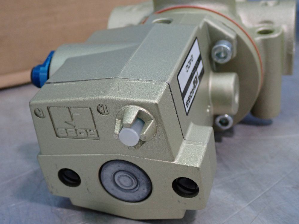 Ross Valve - D2773a4878