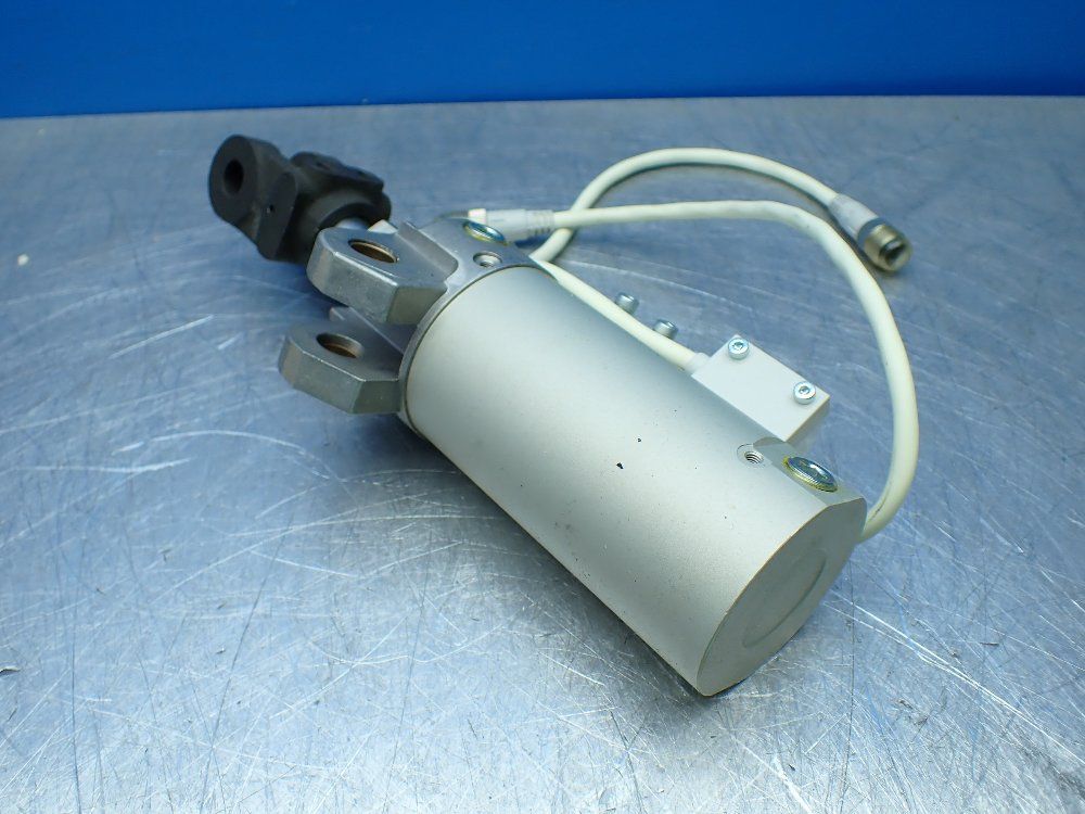 Smc Clamp Cylinder - Ckg1a50-50ya-p4dwsc