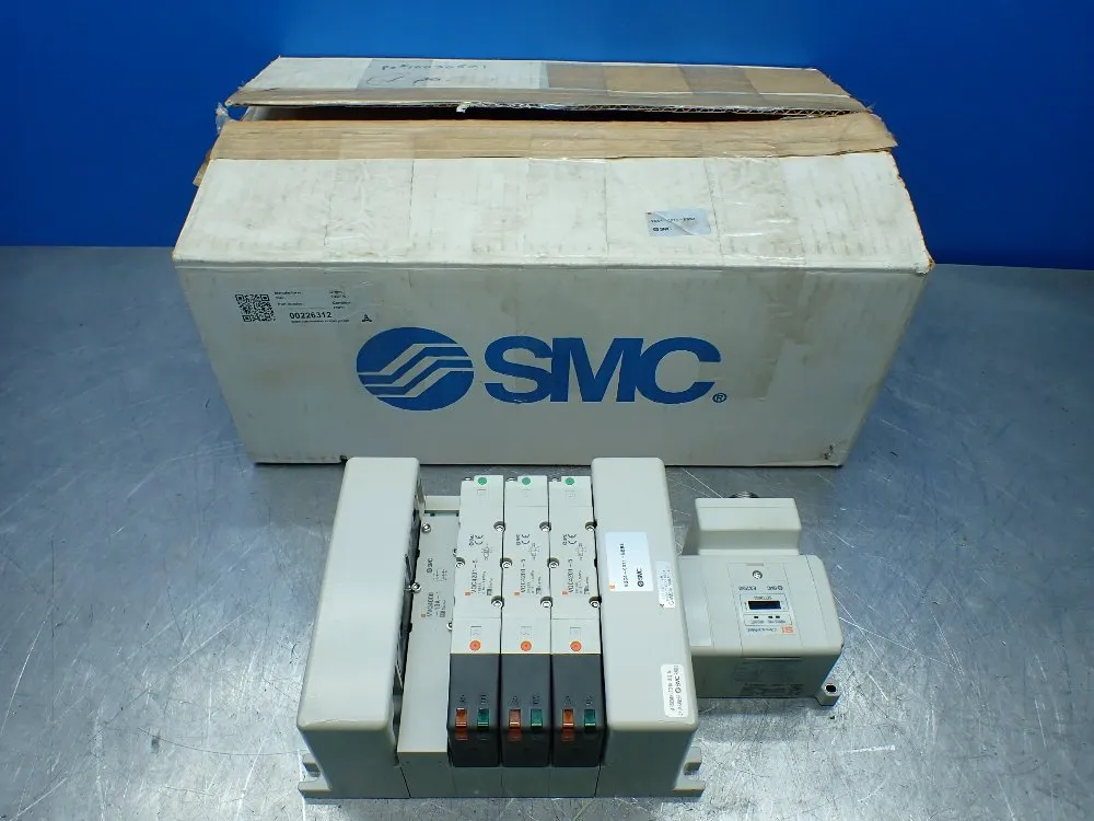 Smc Pneumatic Manifold Assembly. - Vqc4-0011-bbbz