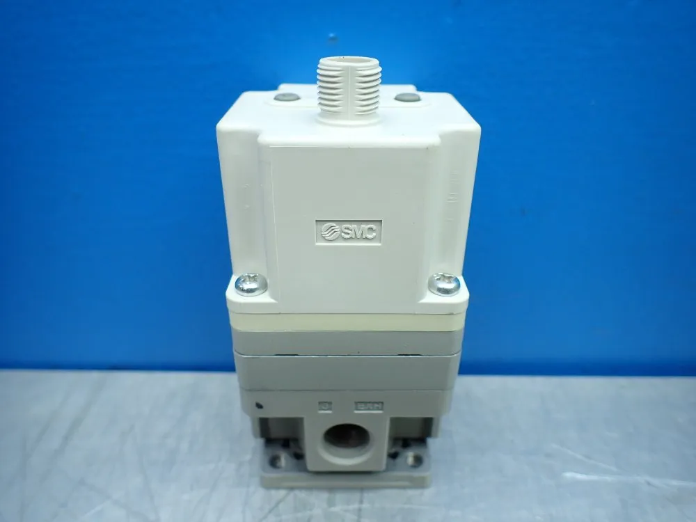 Smc Electro-pneumatic Pressure Regulator - Itv2010-04n3l4
