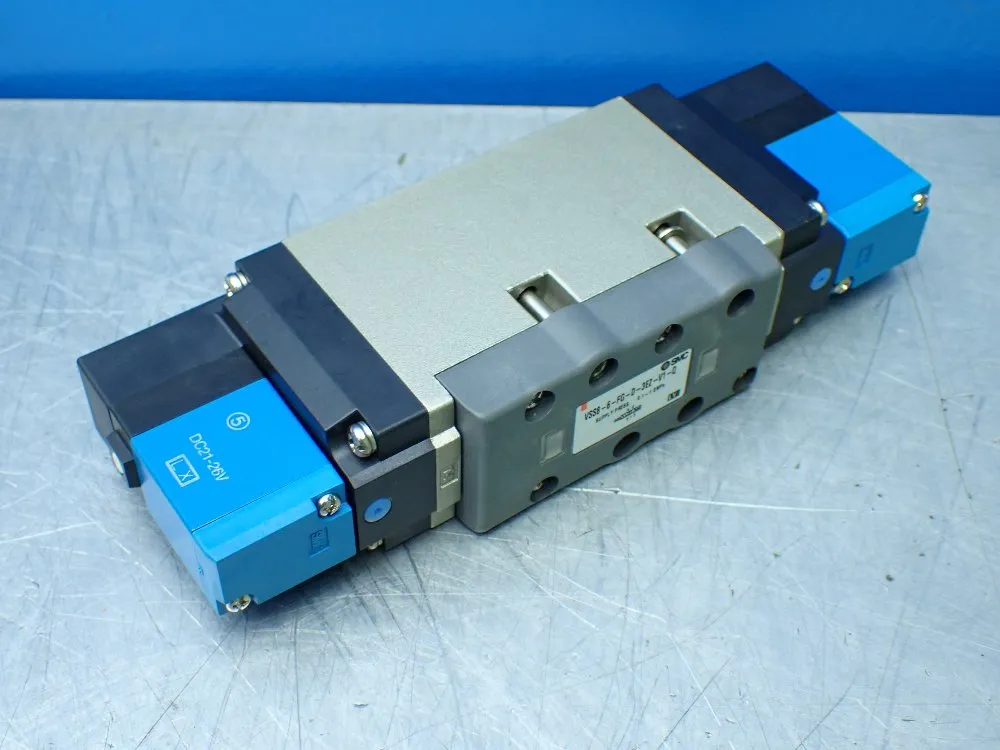 Smc Pneumatic Solenoid Valve - Vss8-6-fg-d-3ez-v1