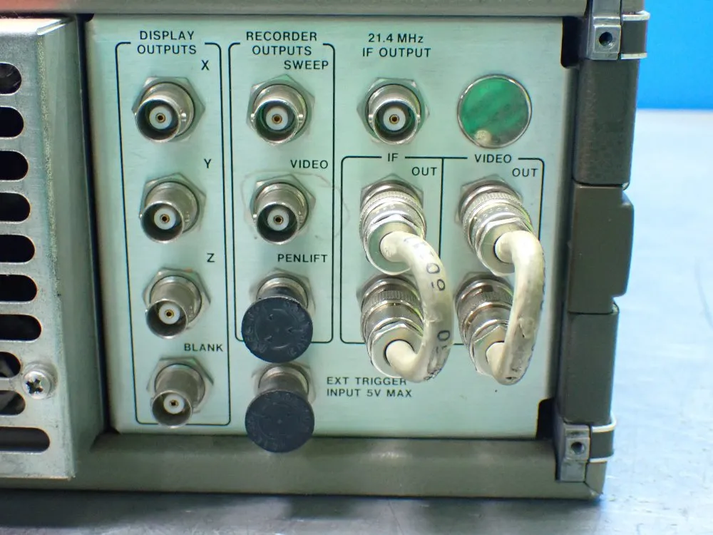 Hewlett Packard Spectrum Analyzer Display - 85662a