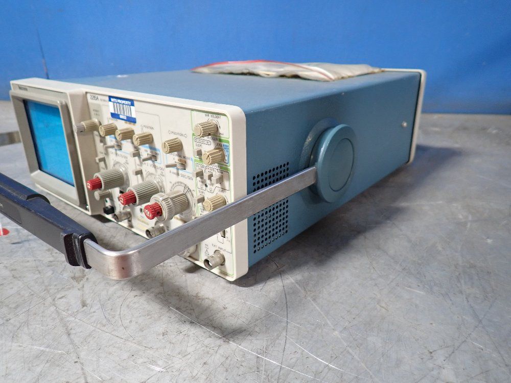 Tektronix Oscilloscope - 2215a
