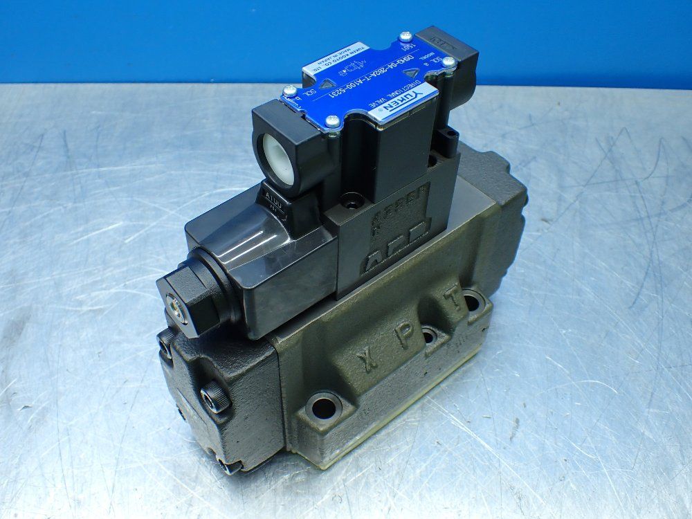 Yuken Hydrualic Directional Control Valve - Dshg-04-2b2a-t-a100