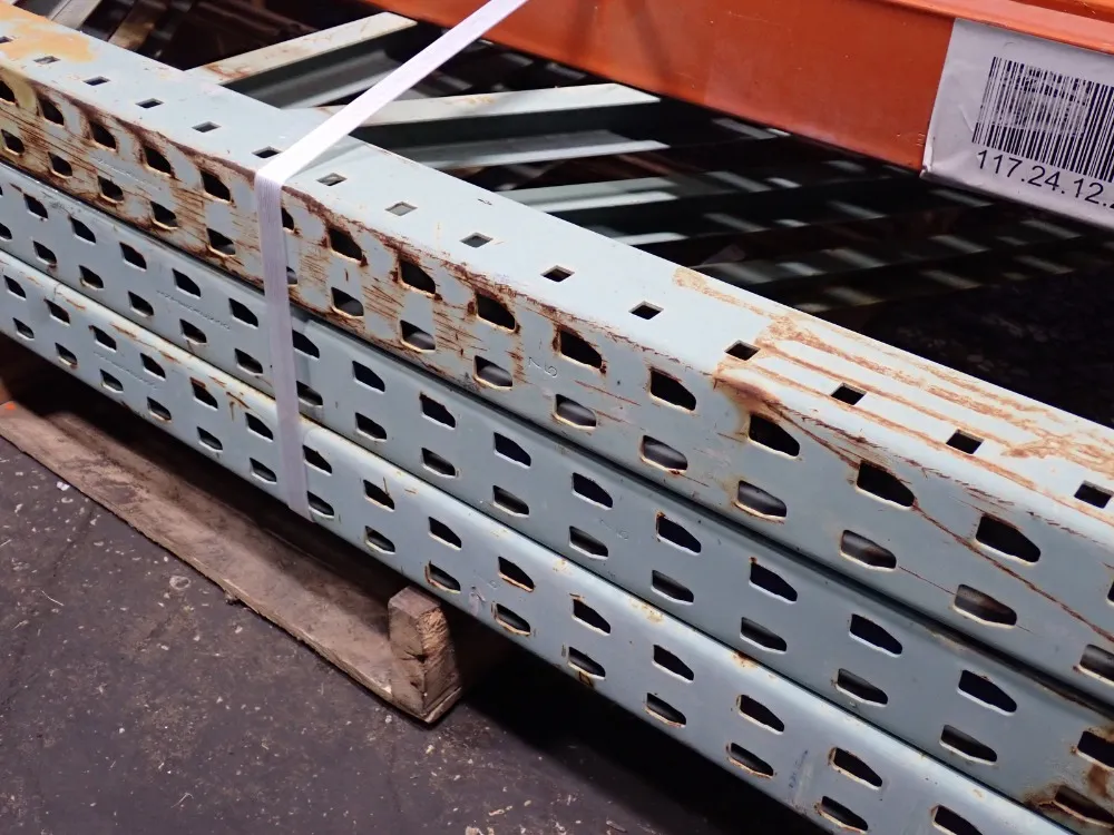 Interlake 48" X 96" Pallet Racking Lot - Tear Drop