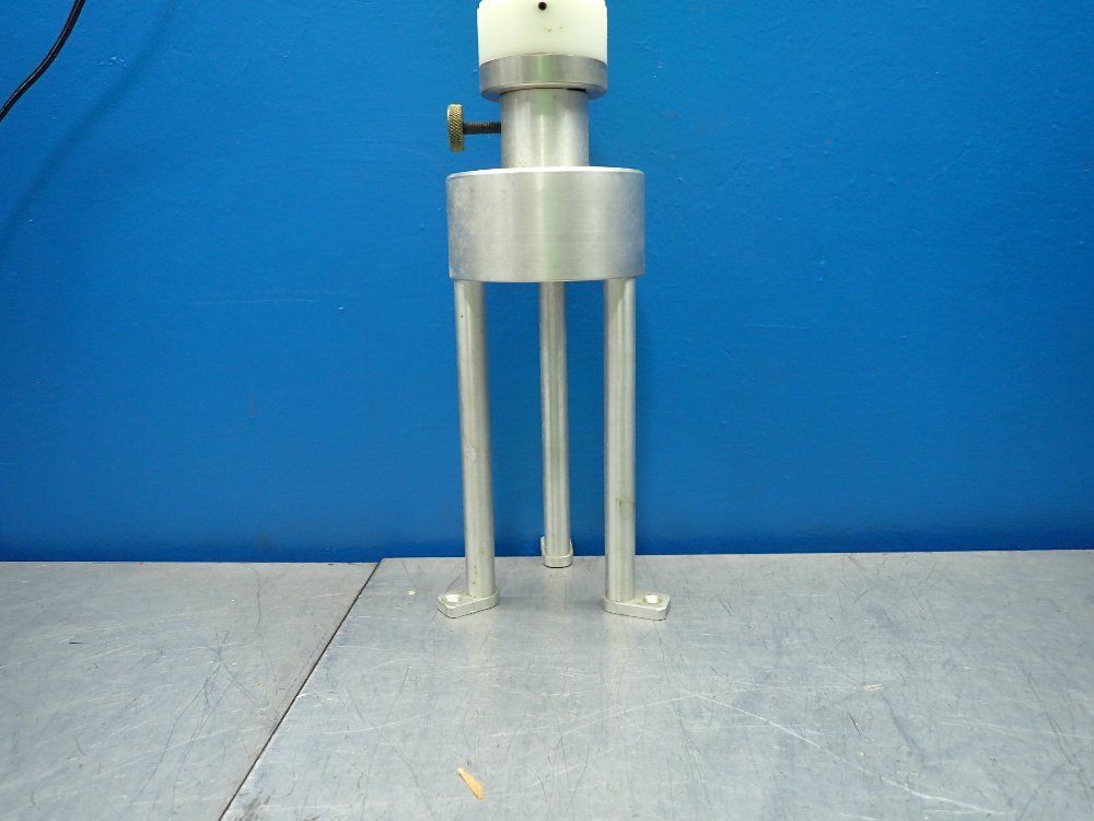 Hitachi Stand With Lens Attachment - Kp-d20au