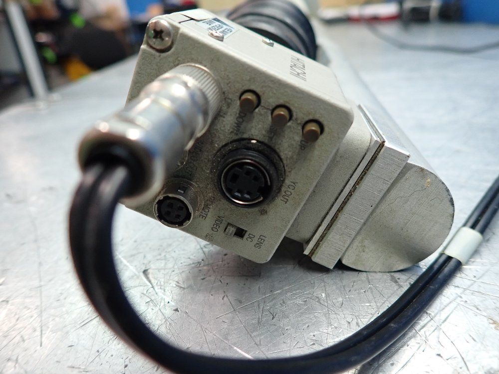 Hitachi Stand With Lens Attachment - Kp-d20au