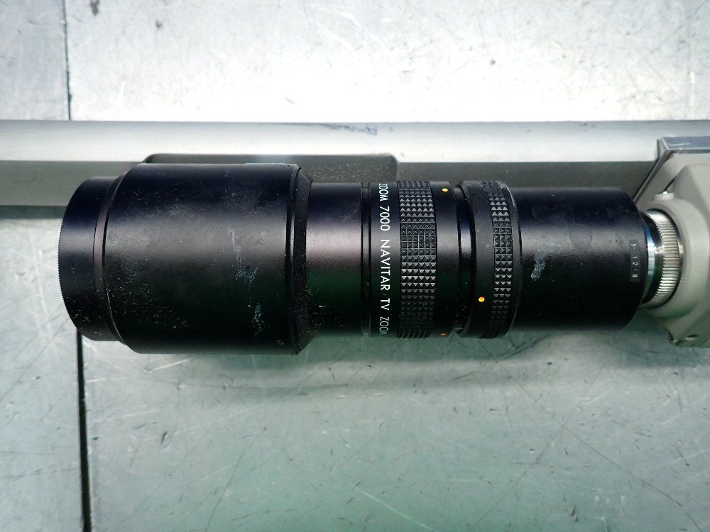 Hitachi Stand With Lens Attachment - Kp-d20au