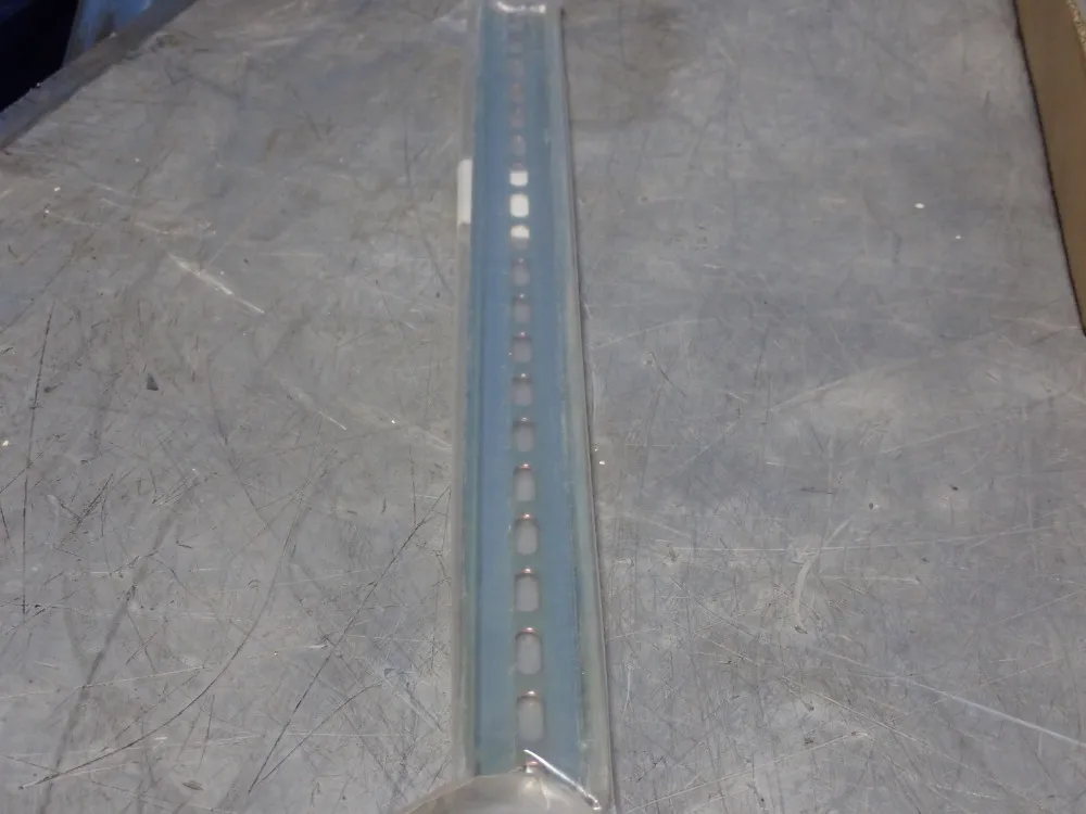 L-com Global Connectivity Hardware, Qty: 11 - Din-35.05