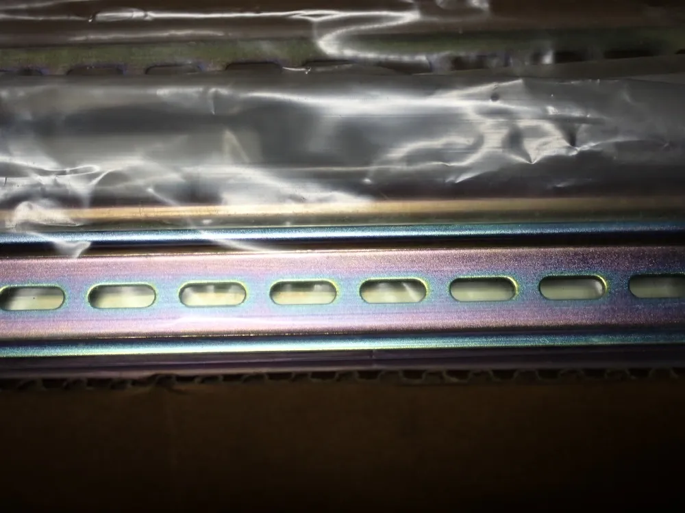 L-com Global Connectivity Hardware, Qty: 11 - Din-35.05