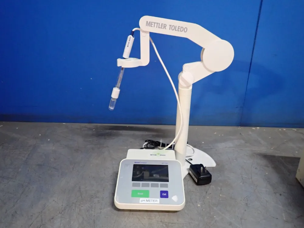 Mettler Toledo Conductivity Meter Kit - Ph/ions220