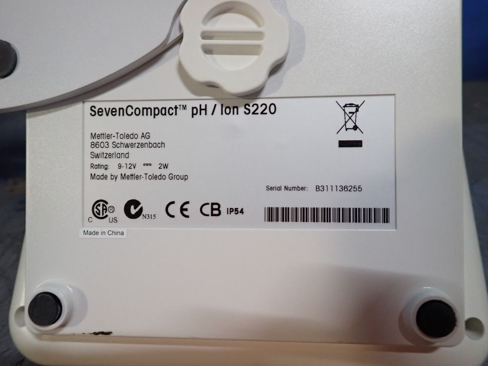 Mettler Toledo Conductivity Meter Kit - Ph/ions220