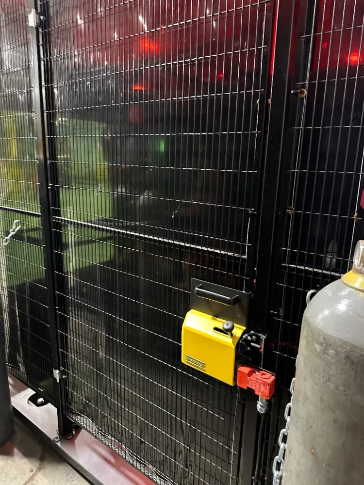 Otc Robotic Welding Cell - Eco-arc 200 Cs