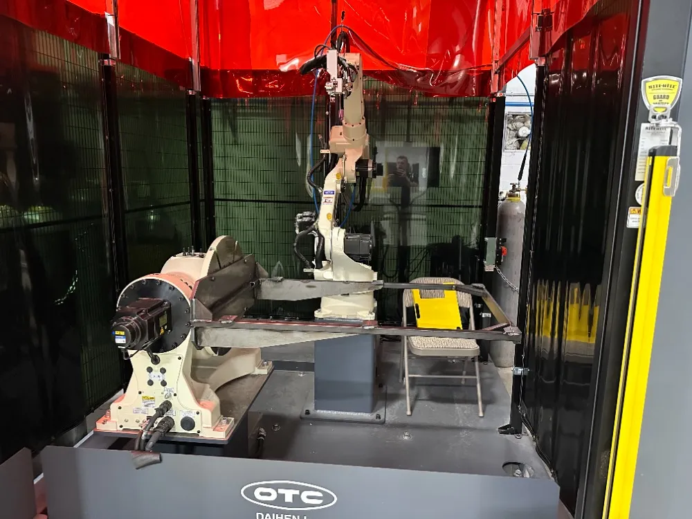 Otc Robotic Welding Cell - Eco-arc 200 Cs