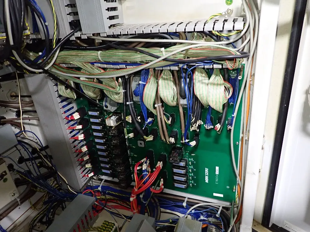 Mori Seiki 23 1/2" X 43" Cnc Vmc - Sv-50/40