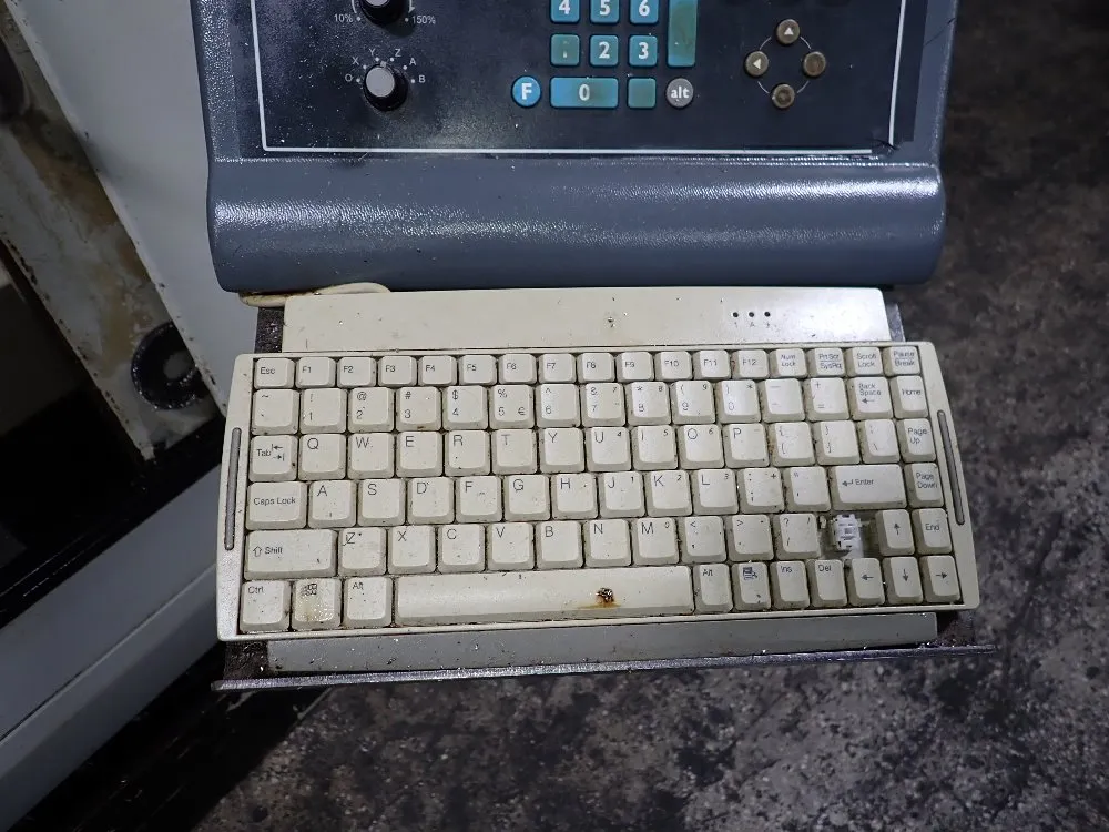 Hurco 18" X 36" Cnc Vmc - Vm2