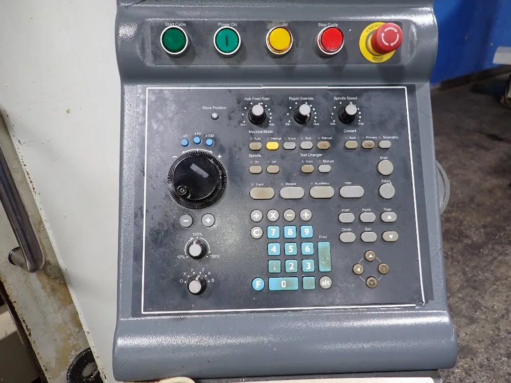 Hurco 18" X 36" Cnc Vmc - Vm2