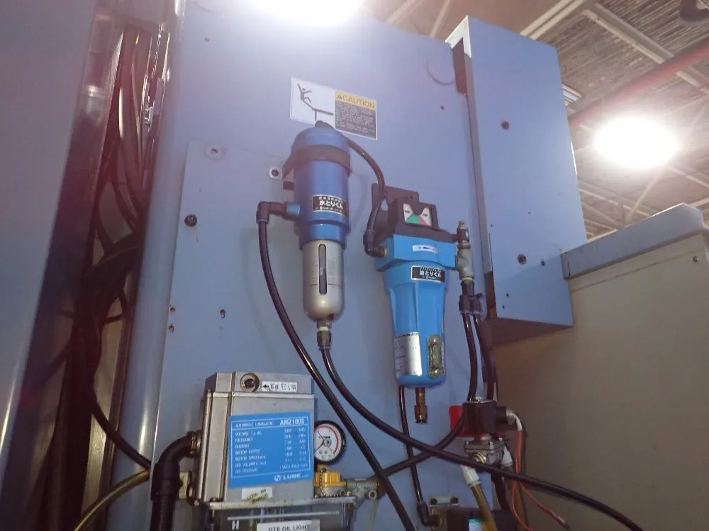 Okk 20" X 41 1/2" Cnc Vmc - Vm5-2