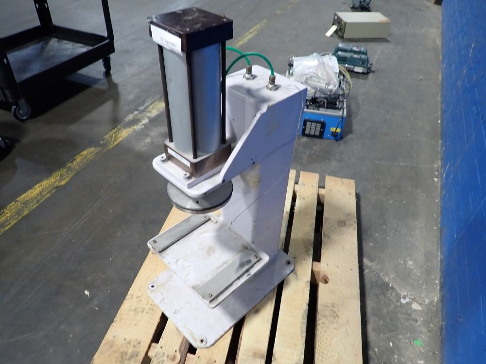 Morehouse-cowles Press - Ram