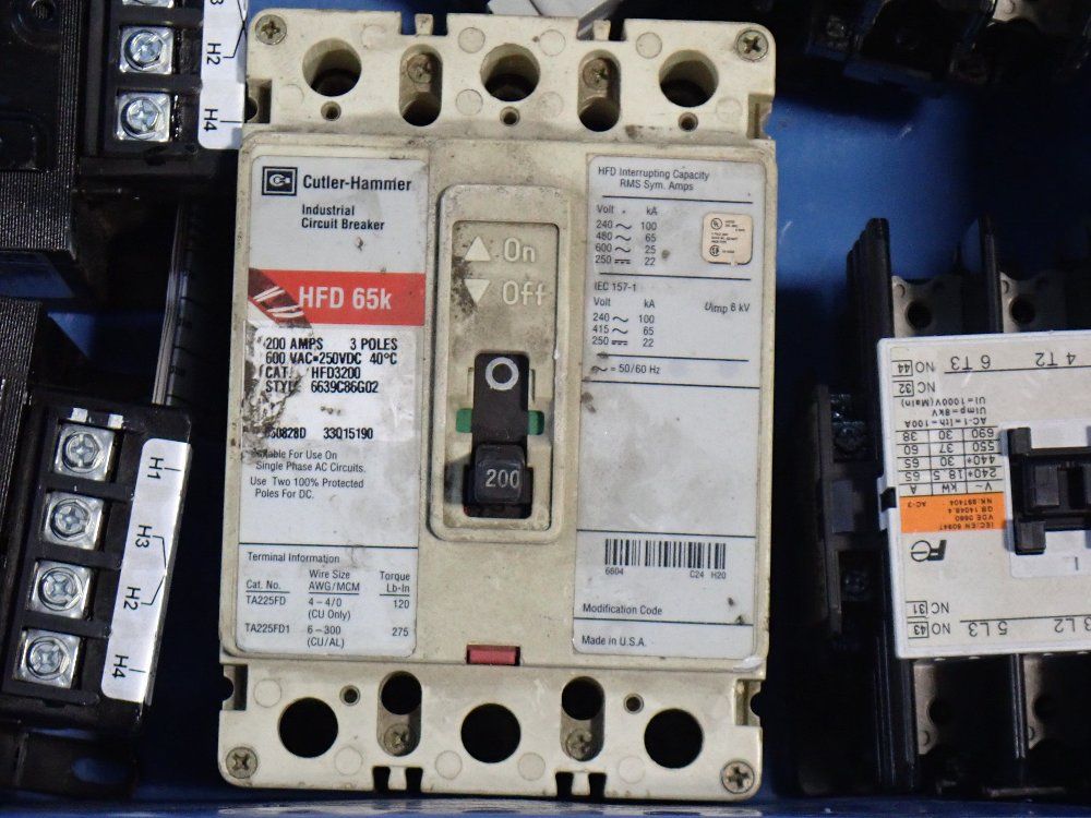 Gefran/cutler Hammer/allen-bradley Control Conn, Linear, Circuit Breakers