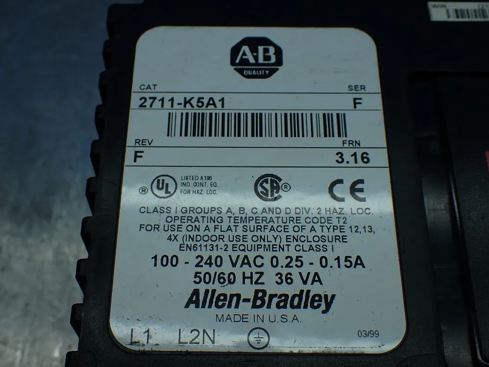 Allen-bradley Panelview 550 Operator Panel - 2711-k5a1