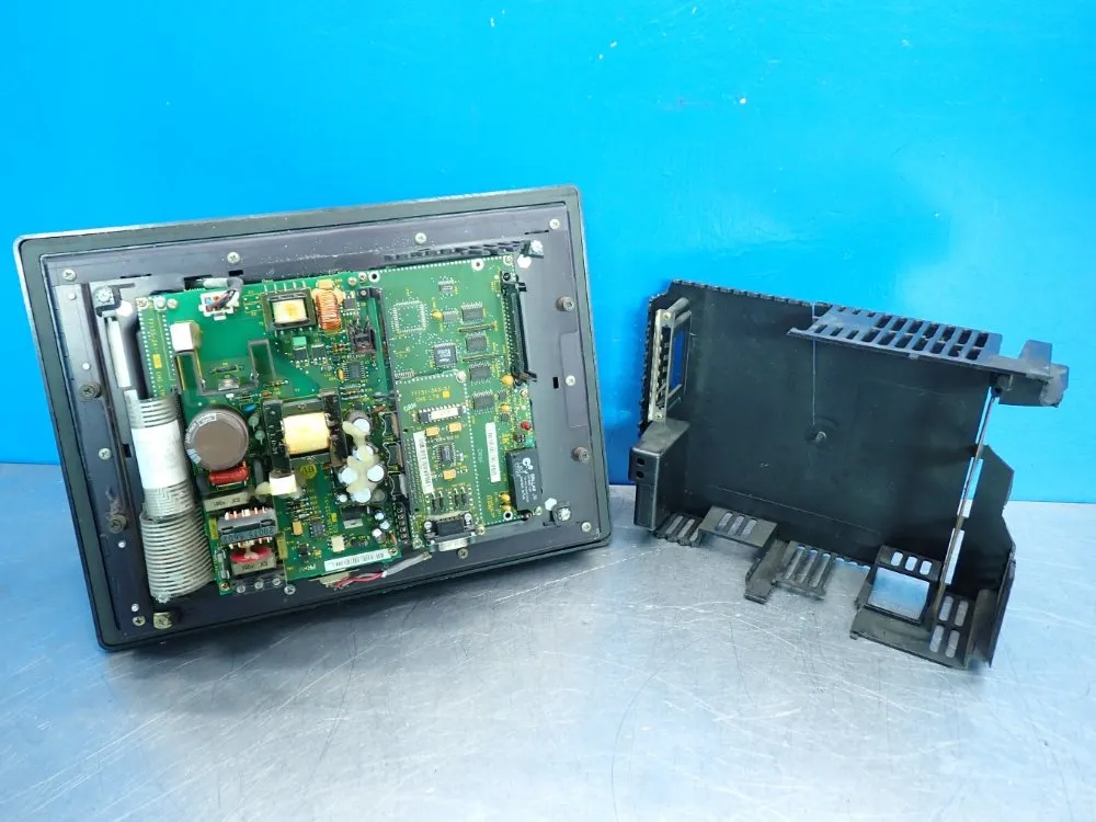 Allen-bradley Panelview 900. Operator Panel - 2711-t9c9