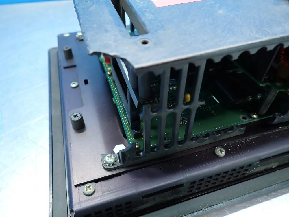 Allen-bradley Panelview 900. Operator Panel - 2711-t9c9